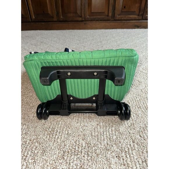 Shiraleah Ezra Unisex Green Quilted LARGE Roller Bag - Handles - Pockets EUC - Picture 5 of 7